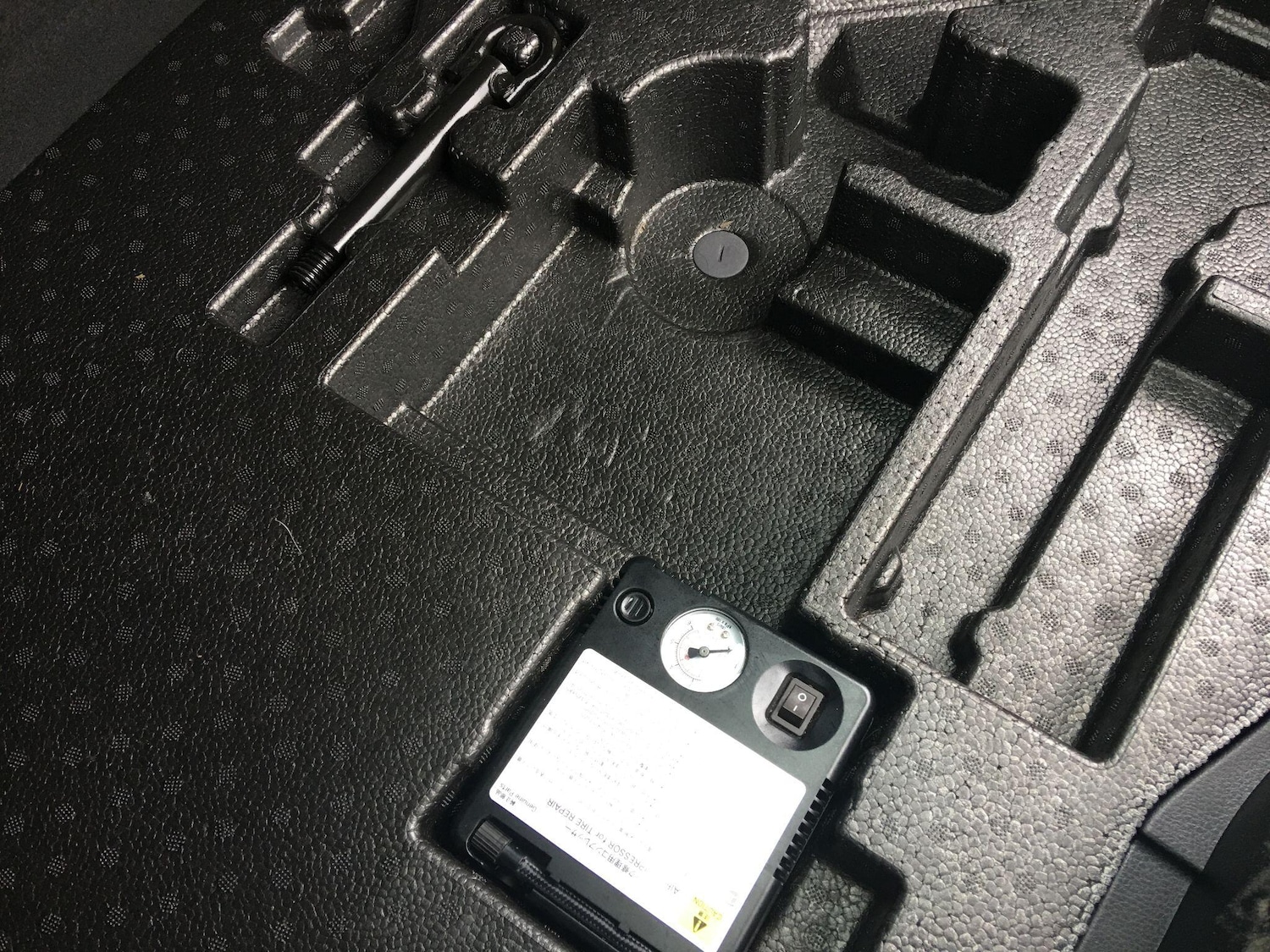 Used Toyota C-HR 2023 for sale - 77524710: Photo 40