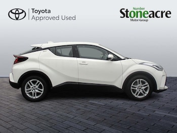 Used Toyota C-HR 2023 for sale - 77524710: Photo