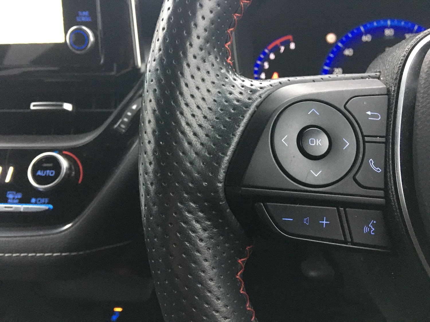 Used Toyota Corolla for sale - 77424573: Photo 42