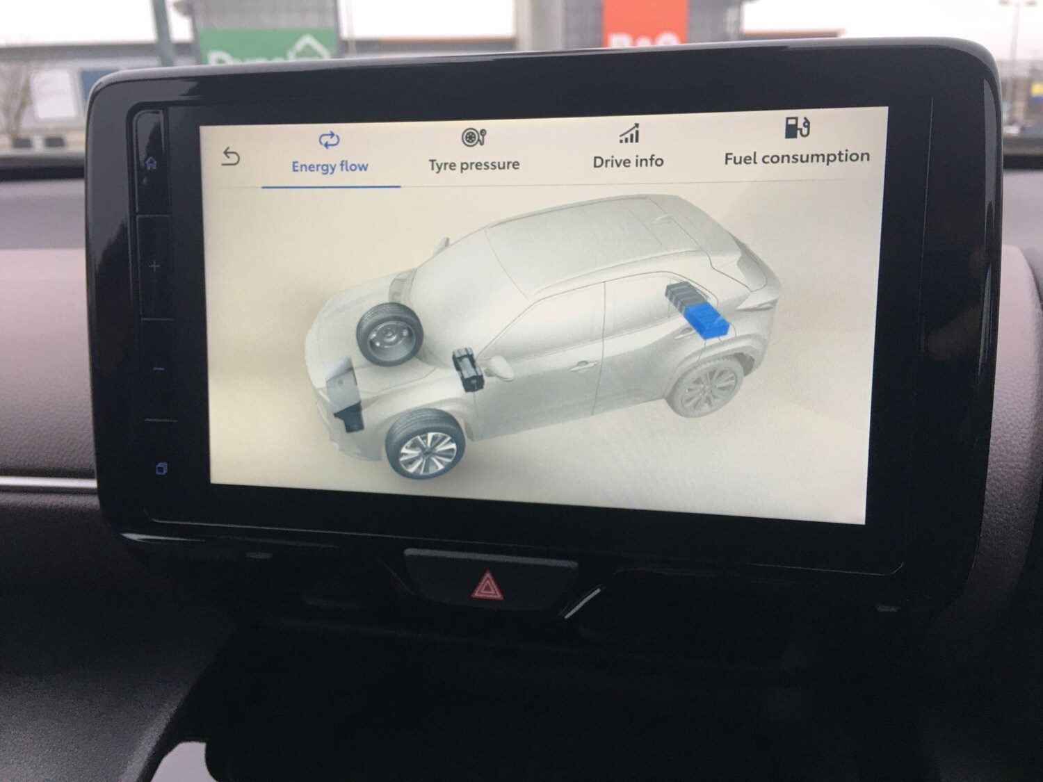 Used Toyota Yaris Cross 2024 for sale - 77411738: Photo 32