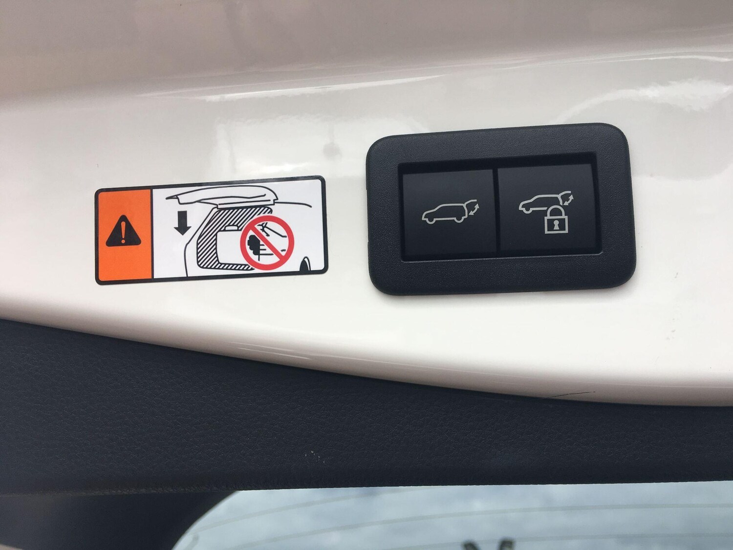 Used Toyota C-HR 2025 for sale - 78099918: Photo 30