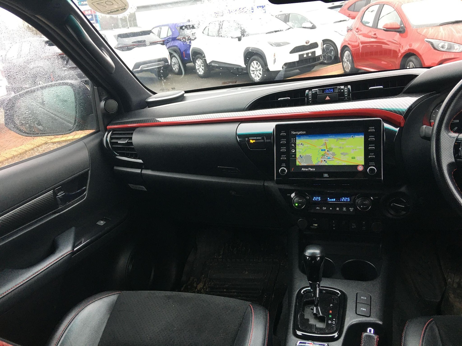 Used Toyota Hilux 2022 for sale - 77254055: Photo 16