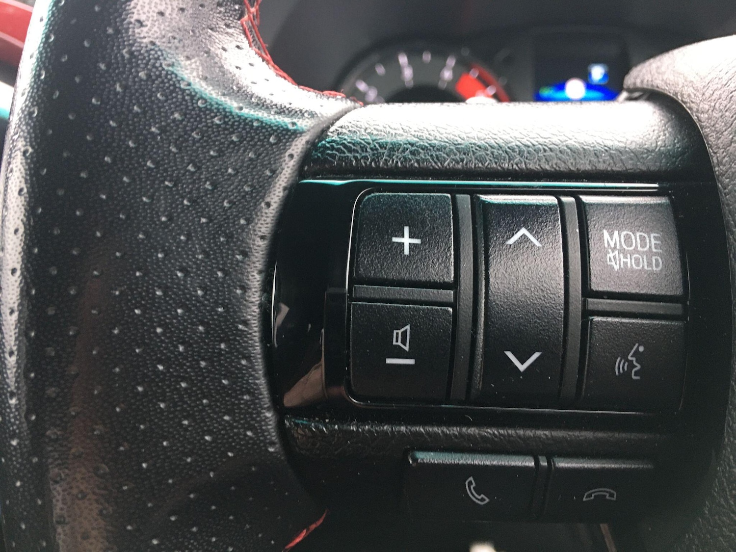 Used Toyota Hilux 2022 for sale - 77254055: Photo 48