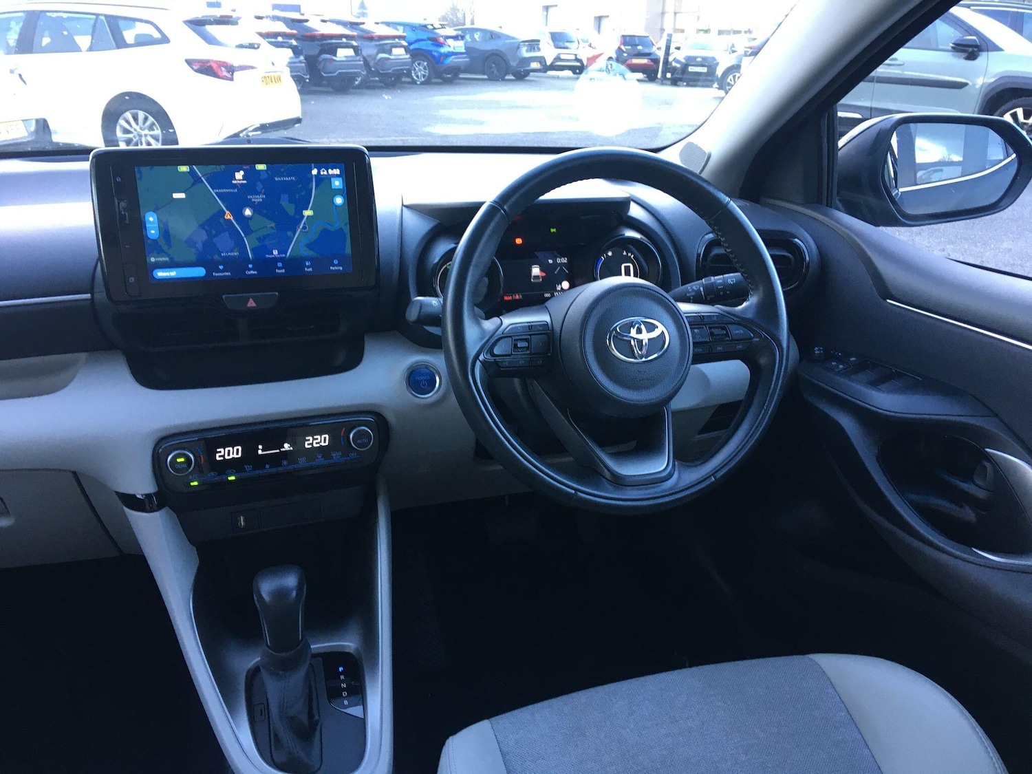 Used Toyota Yaris 2022 for sale - 77351522: Photo 14