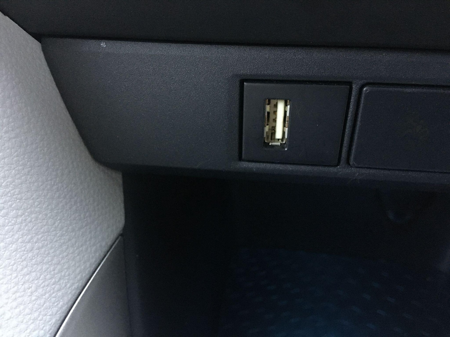 Used Toyota Yaris 2022 for sale - 77351522: Photo 28