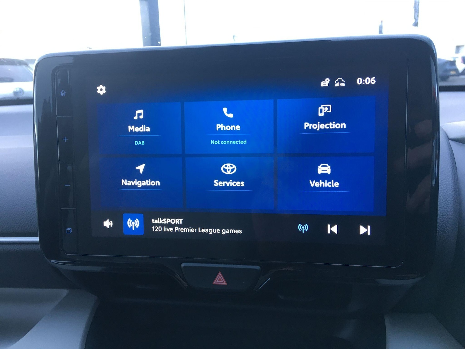 Used Toyota Yaris 2022 for sale - 77351522: Photo 52