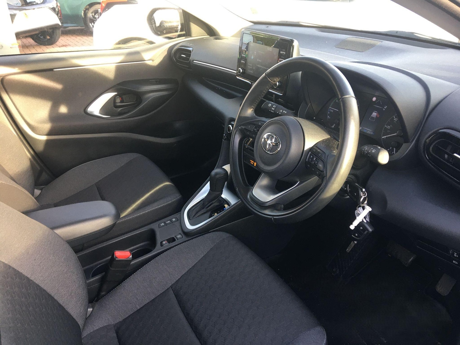 Used Toyota Yaris 2022 for sale - 76952396: Photo 13