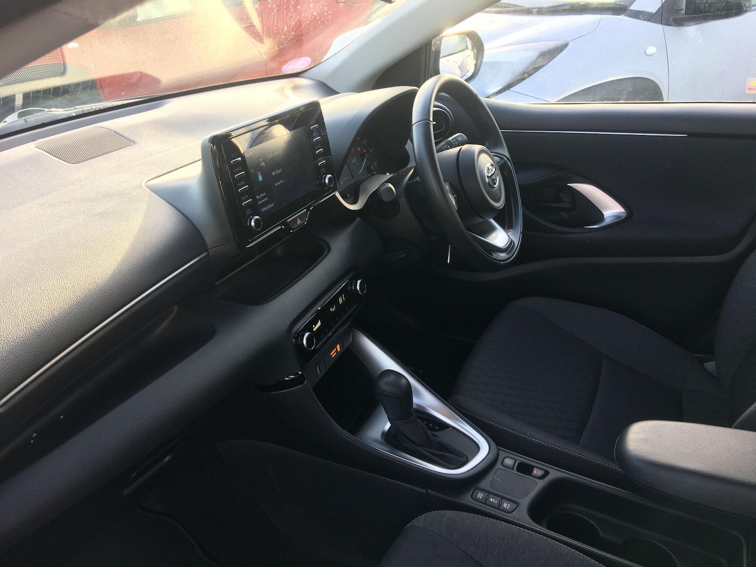 Used Toyota Yaris 2022 for sale - 76952396: Photo 15