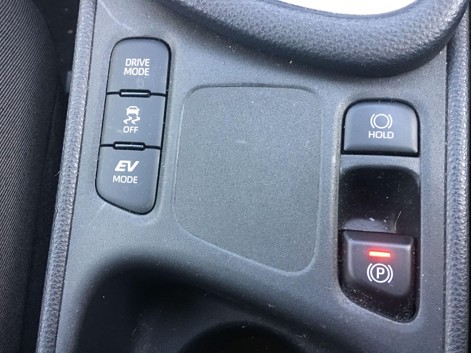 Used Toyota Yaris 2022 for sale - 76952396: Photo 40