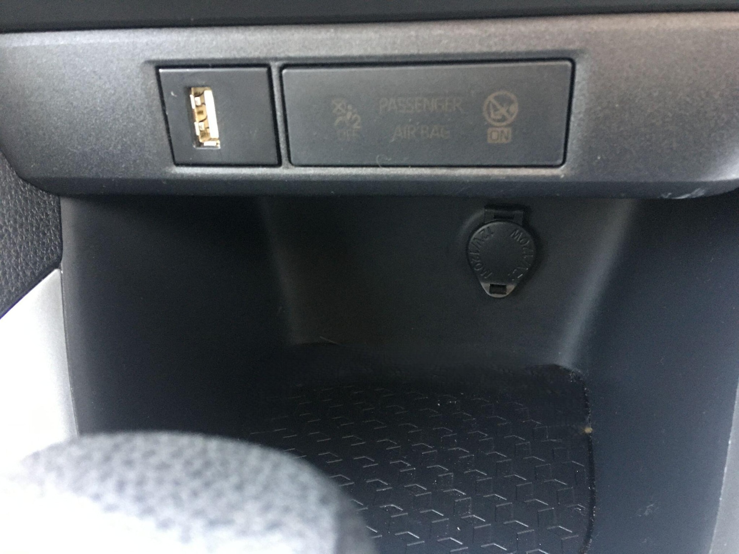 Used Toyota Yaris 2022 for sale - 76952396: Photo 41