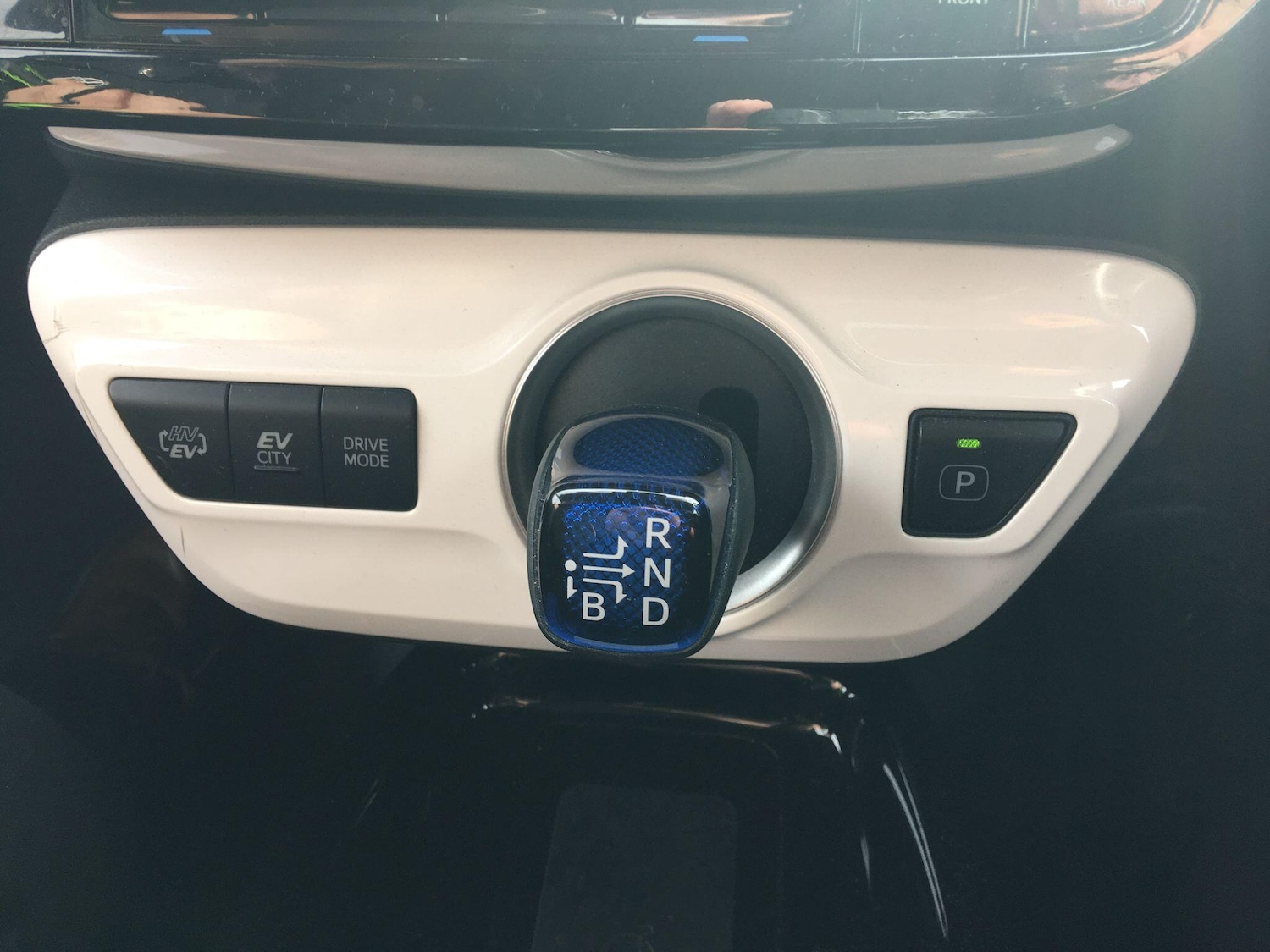 Used Toyota Prius 2019 for sale - 77645958: Photo 43