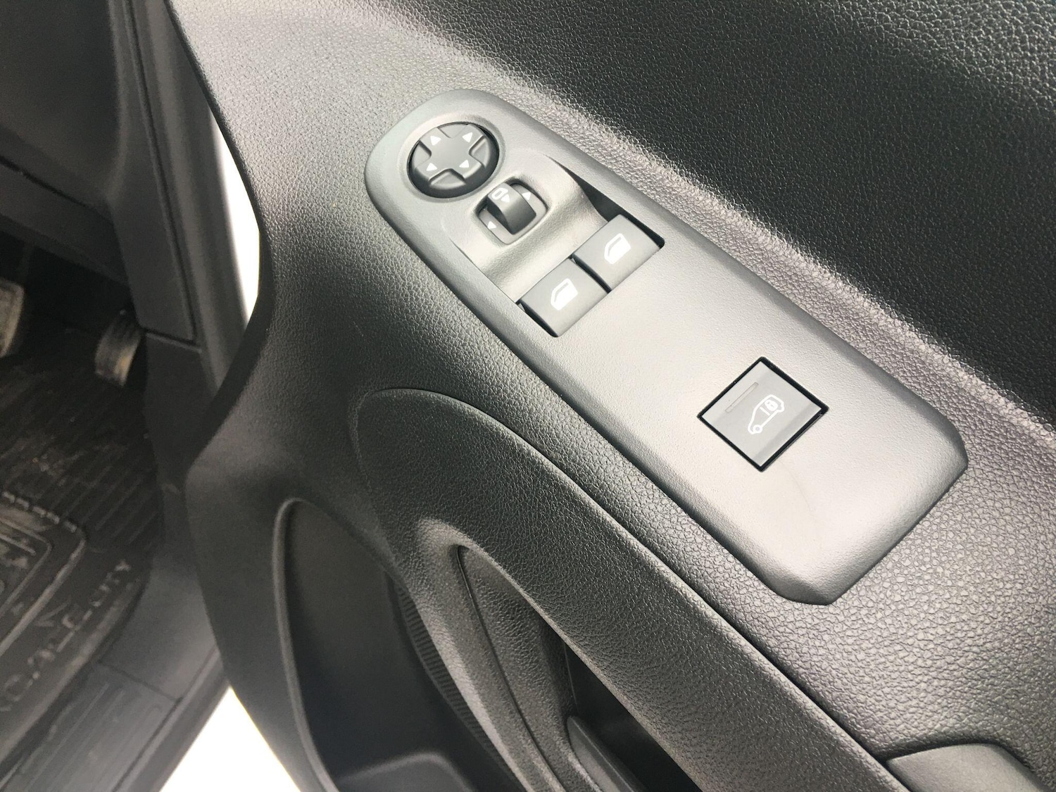 Used Toyota ProAce 2024 for sale - 77155310: Photo 38