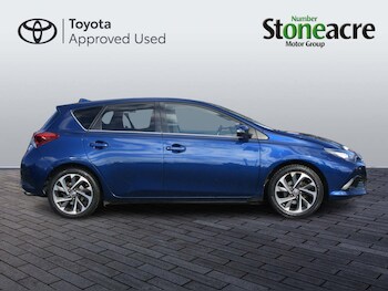 Used Toyota Auris 2016 for sale - 77994231: Photo