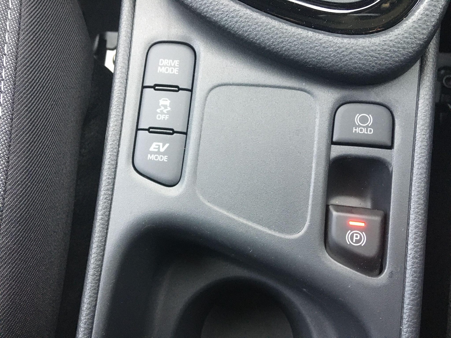 Used Toyota Yaris 2025 for sale - 77359000: Photo 30