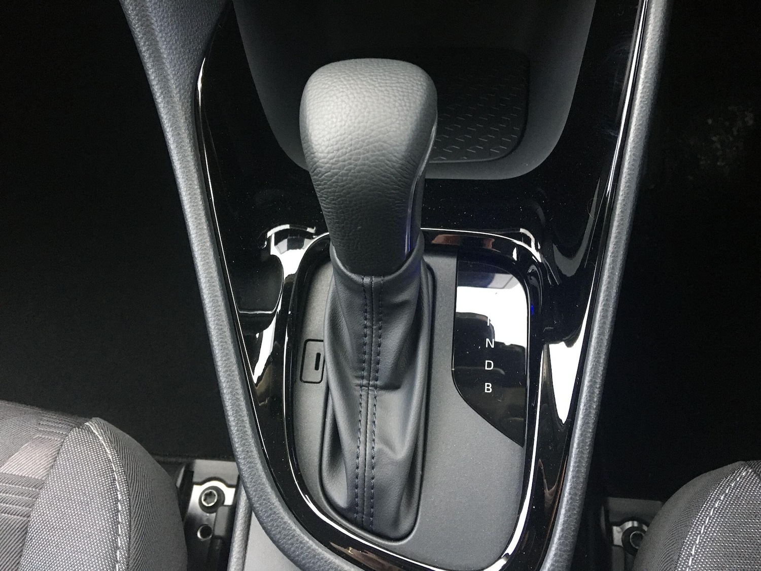 Used Toyota Yaris 2025 for sale - 77359000: Photo 31