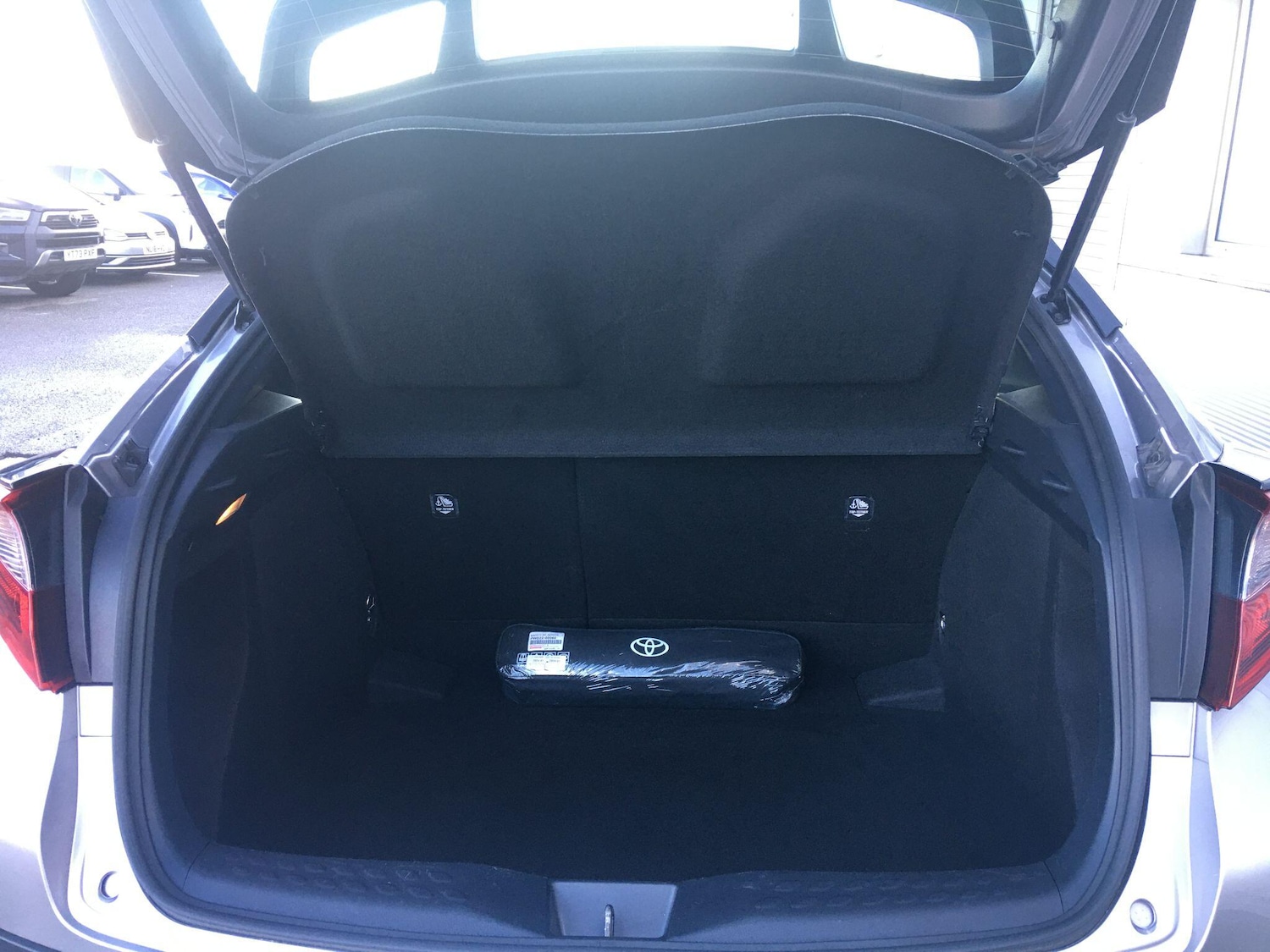 Used Toyota C-HR 2021 for sale - 76700575: Photo 13