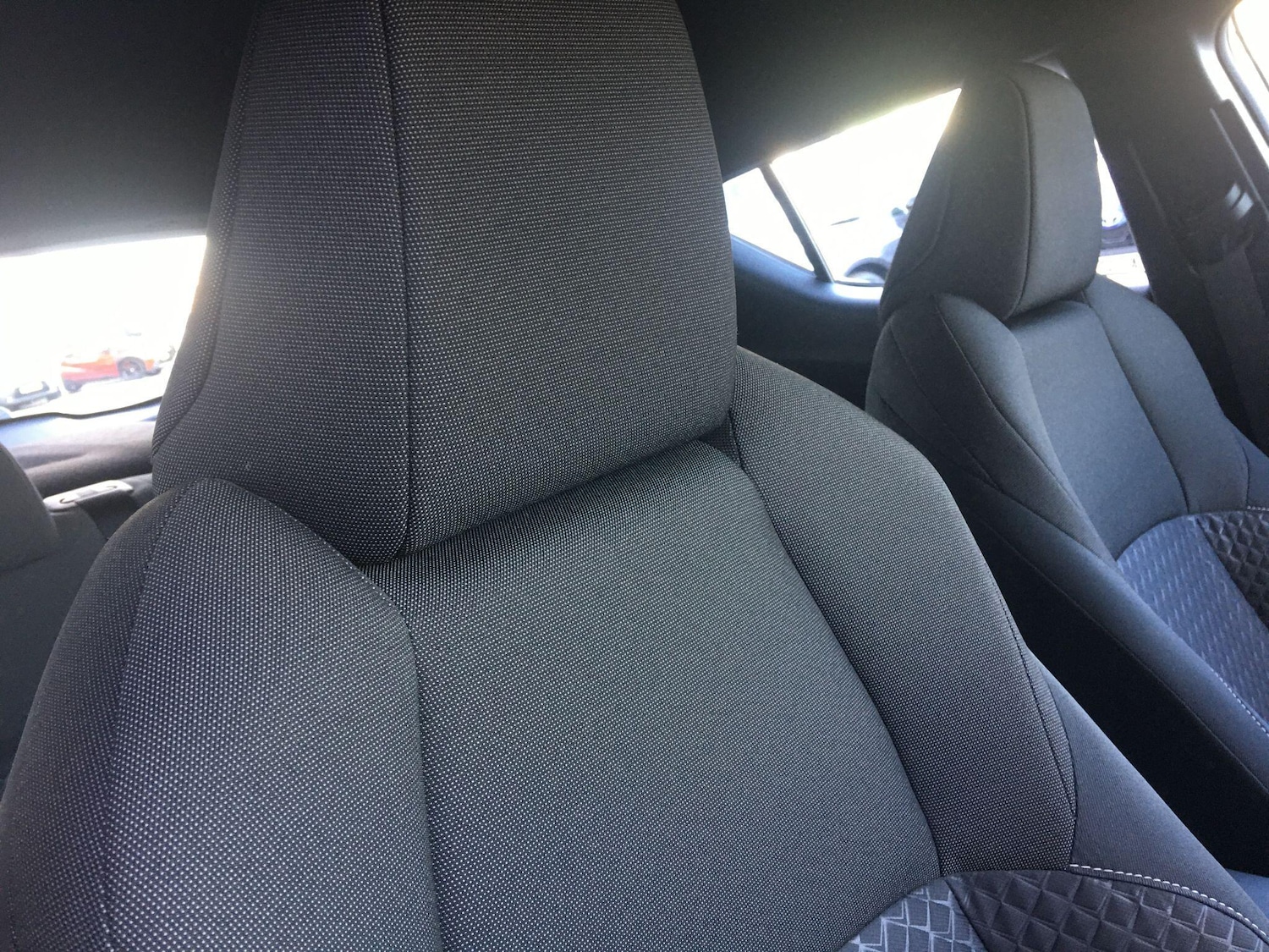 Used Toyota C-HR 2021 for sale - 76700575: Photo 47