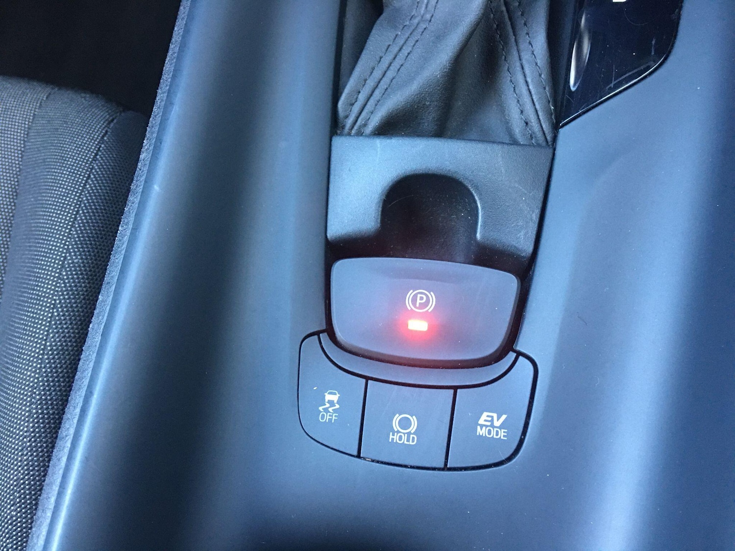 Used Toyota C-HR 2021 for sale - 76700575: Photo 54