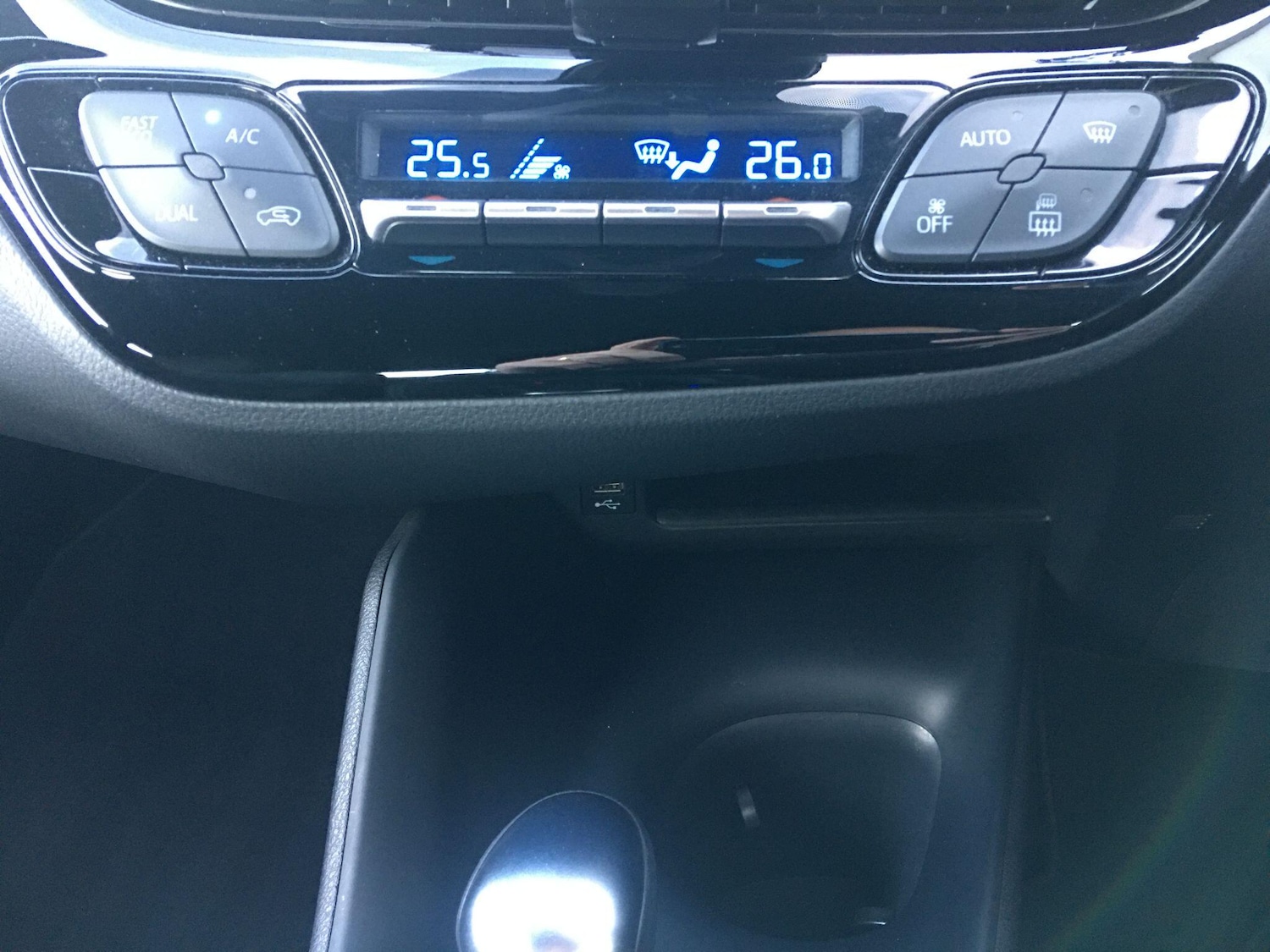 Used Toyota C-HR 2021 for sale - 76700575: Photo 57