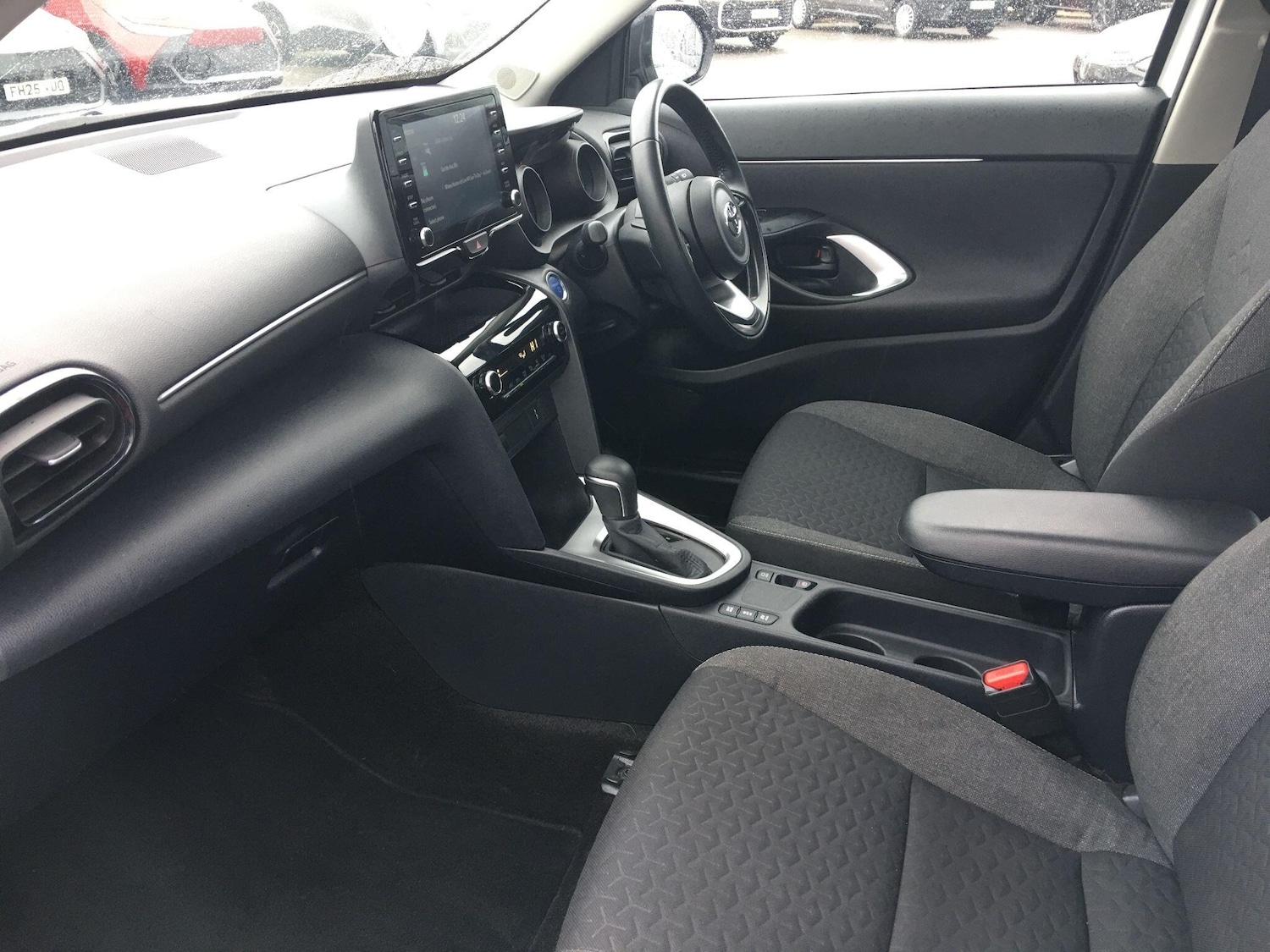 Used Toyota Yaris Cross 2022 for sale - 77525116: Photo 16