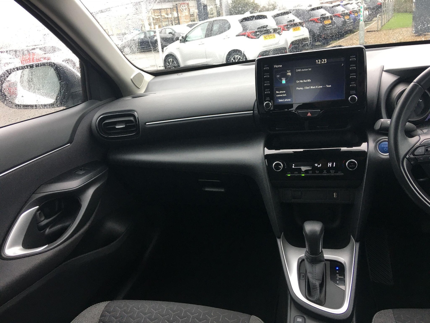 Used Toyota Yaris Cross 2022 for sale - 77525116: Photo 17