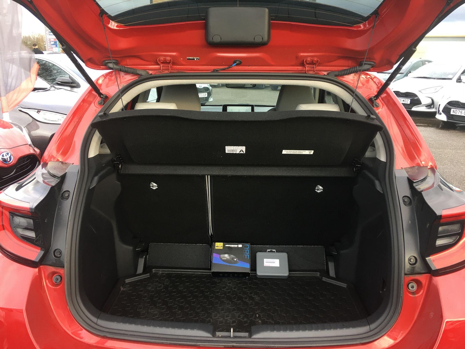 Used Toyota Yaris 2023 for sale - 76727957: Photo 12