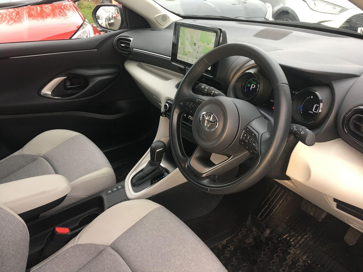 Used Toyota Yaris 2023 for sale - 76727957: Photo 13