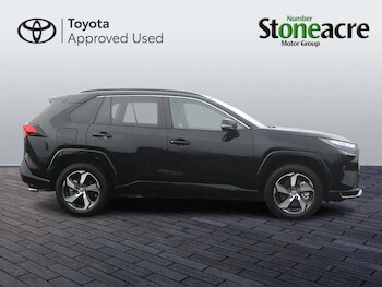 Used Toyota RAV4 2025 for sale - 77359272: Photo