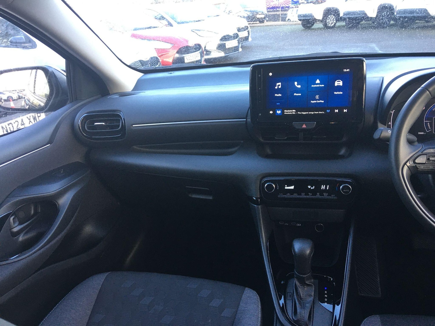 Used Toyota Yaris for sale - 77175048: Photo 17