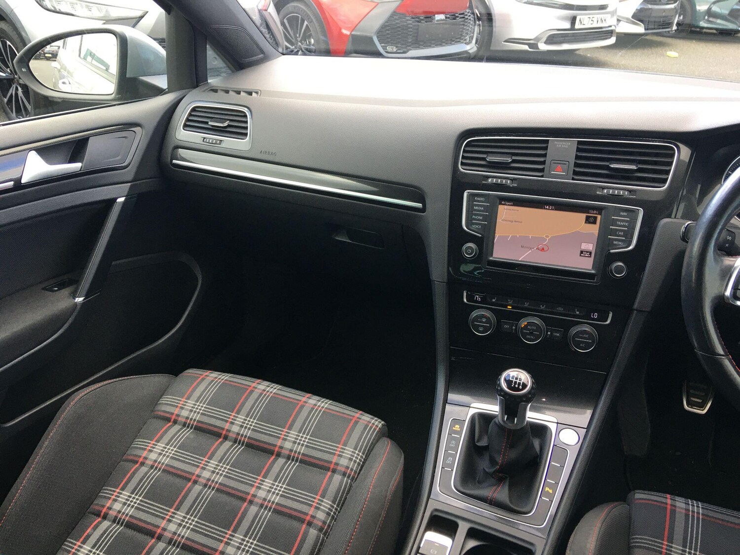 Used Volkswagen Golf 2016 for sale - 76397833: Photo 14