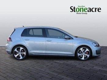 Used Volkswagen Golf 2016 for sale - 76397833: Photo