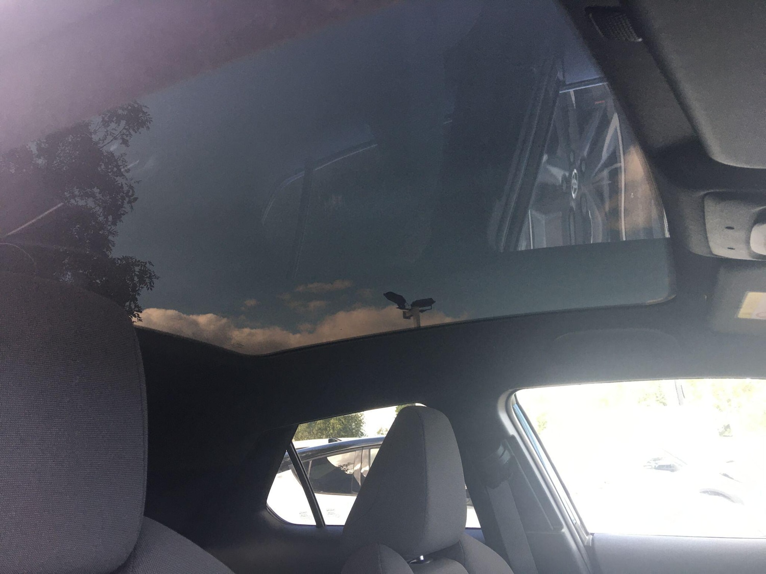 Used Toyota C-HR 2024 for sale - 77304903: Photo 35