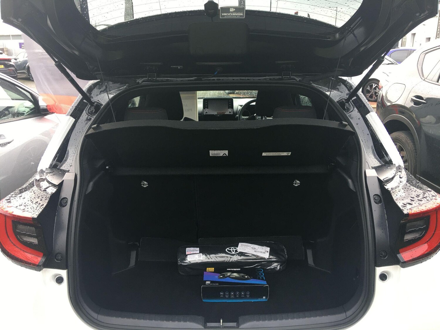 Used Toyota Yaris 2023 for sale - 76632698: Photo 13