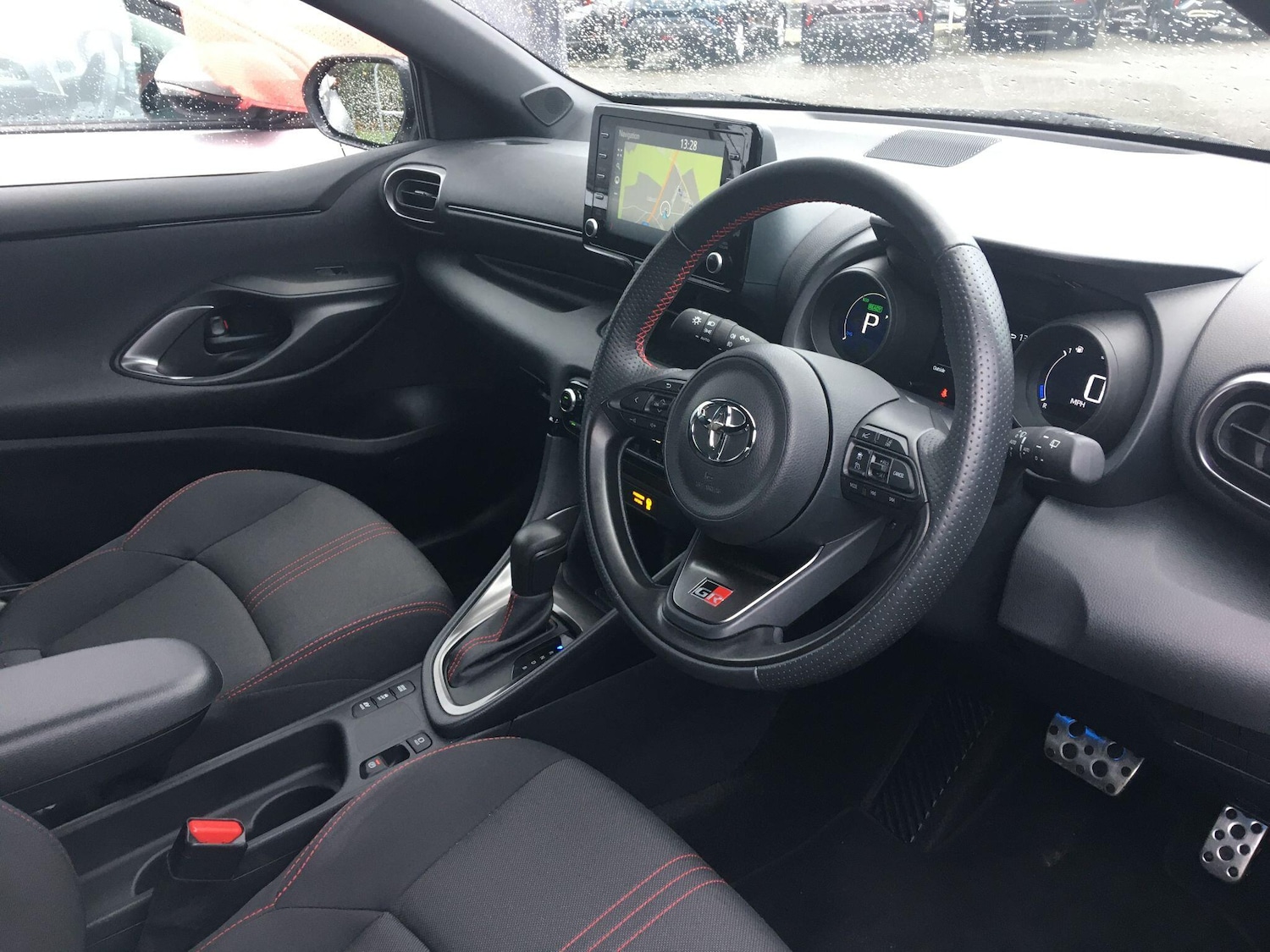 Used Toyota Yaris 2023 for sale - 76632698: Photo 14