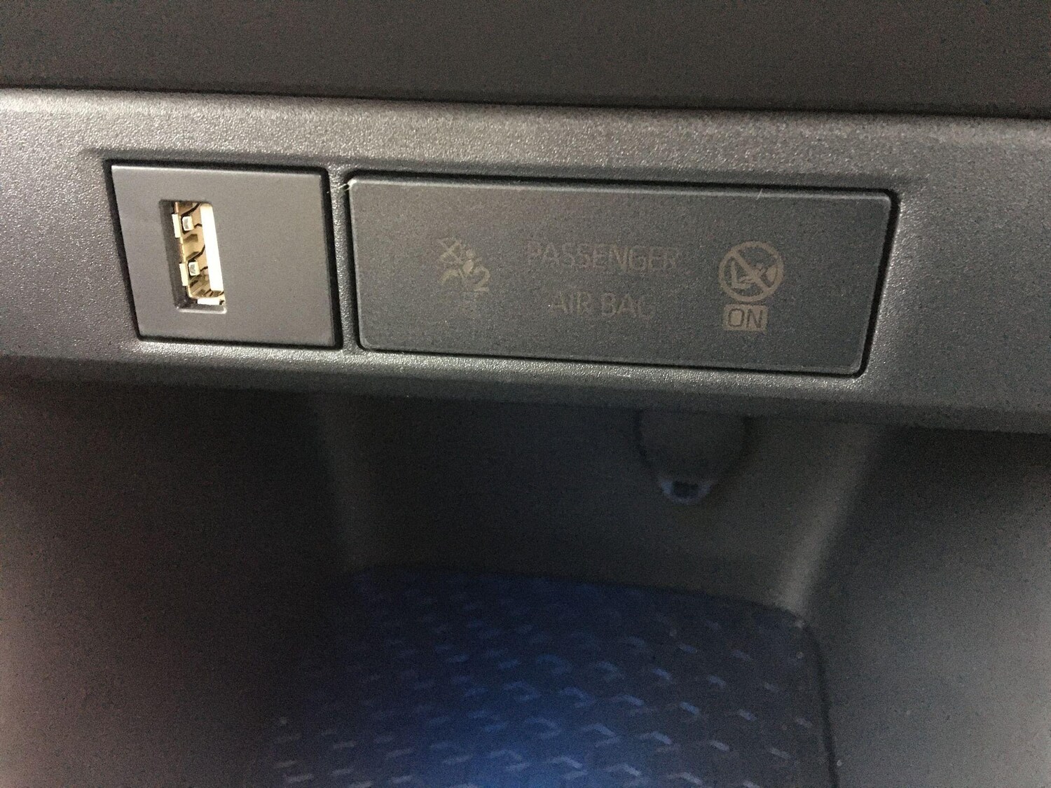 Used Toyota Yaris 2023 for sale - 76632698: Photo 33