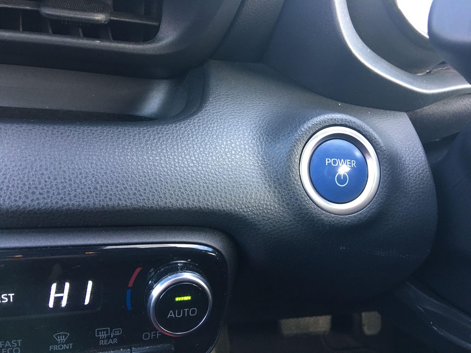 Used Toyota Yaris 2021 for sale - 76644584: Photo 46