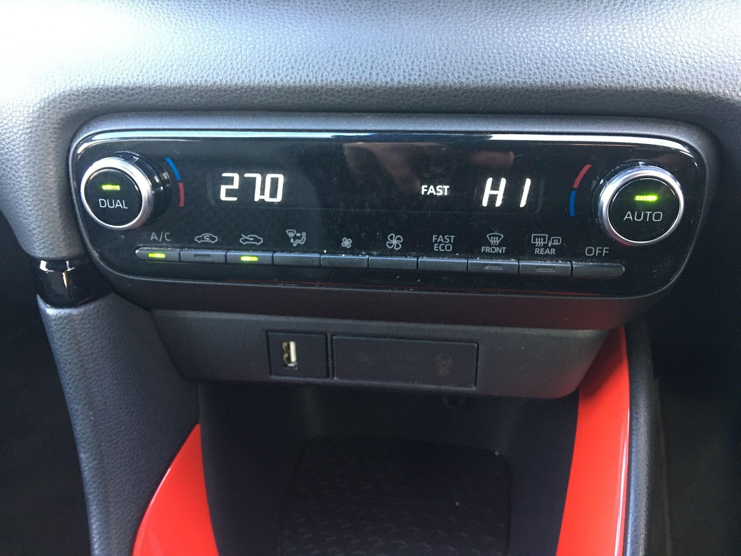 Used Toyota Yaris 2021 for sale - 76644584: Photo 55