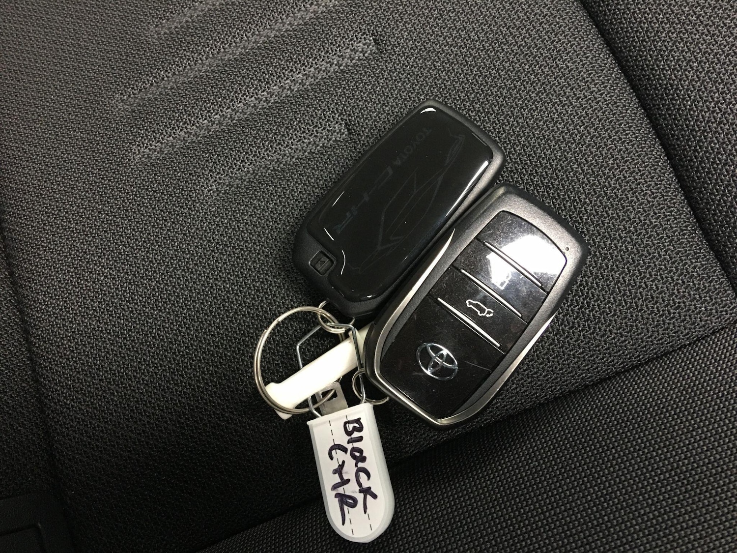 Used Toyota C-HR 2024 for sale - 76913572: Photo 23