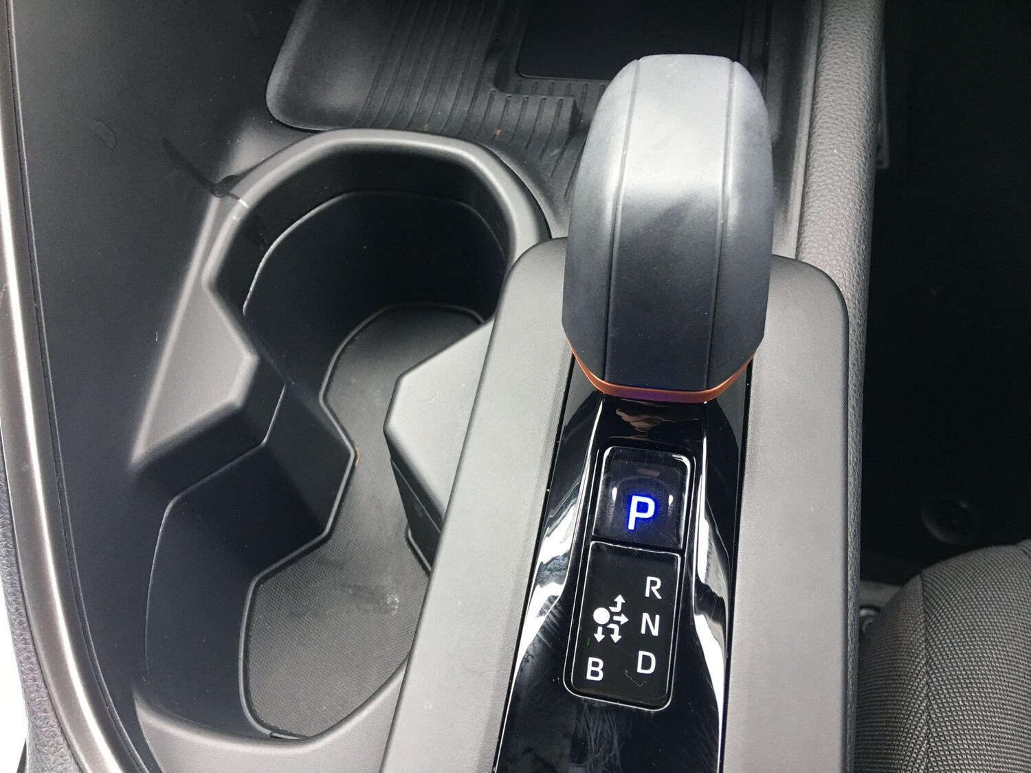 Used Toyota C-HR 2024 for sale - 76913572: Photo 44