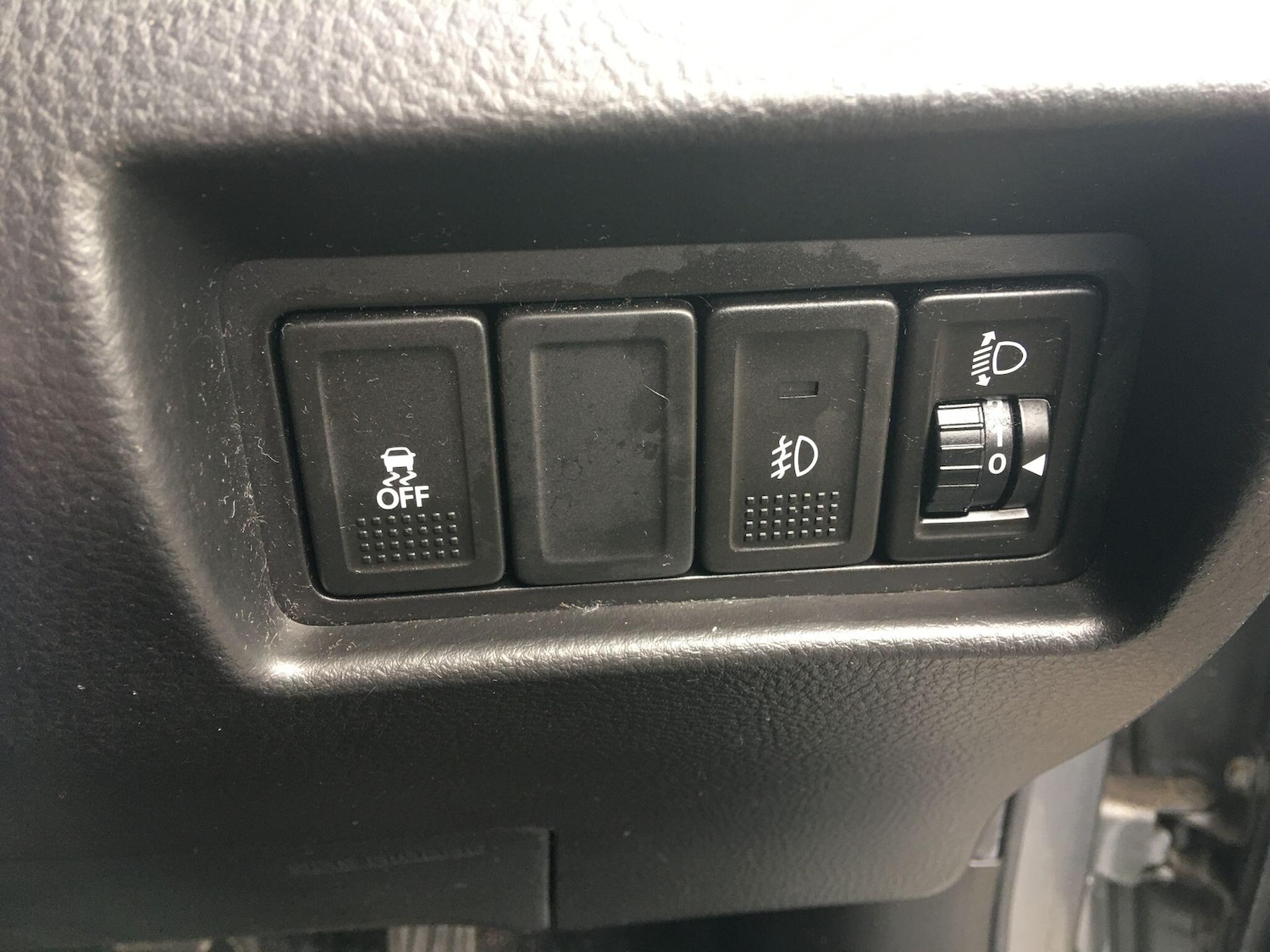 Used Suzuki Swift 2015 for sale - 77279013: Photo 34