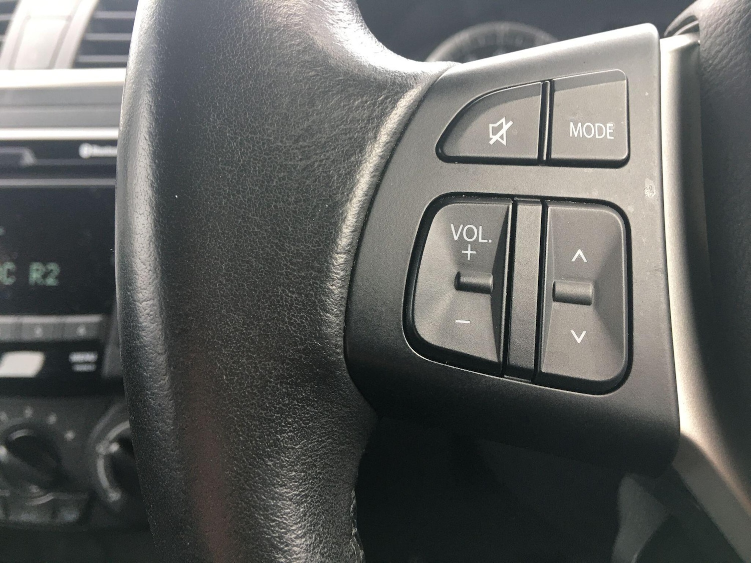 Used Suzuki Swift 2015 for sale - 77279013: Photo 35