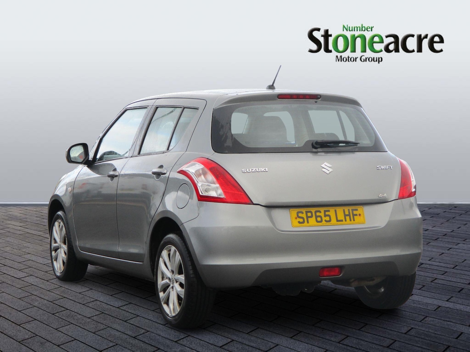 Used Suzuki Swift 2015 for sale - 77279013: Photo 5