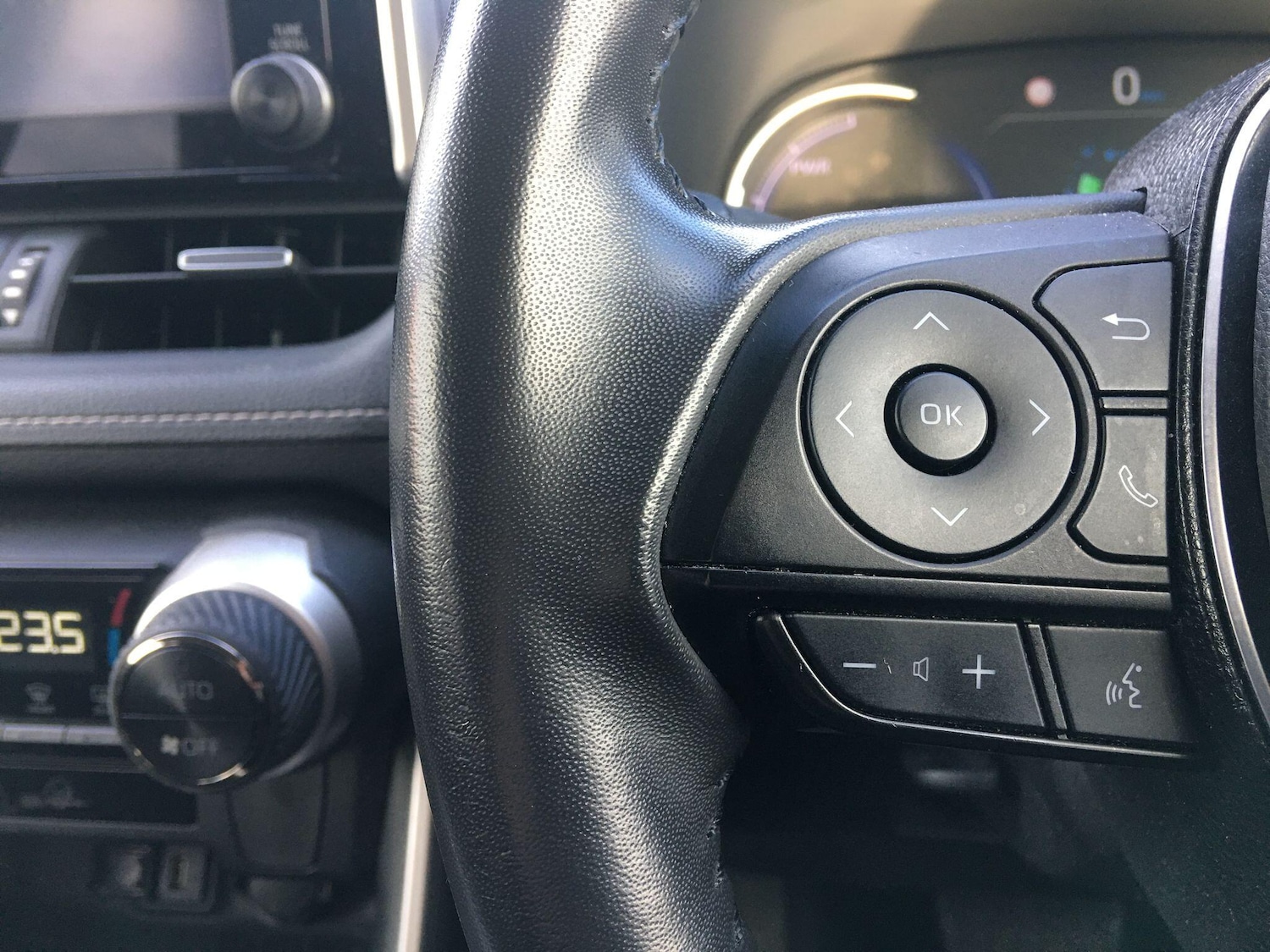 Used Toyota RAV4 2020 for sale - 77278878: Photo 37