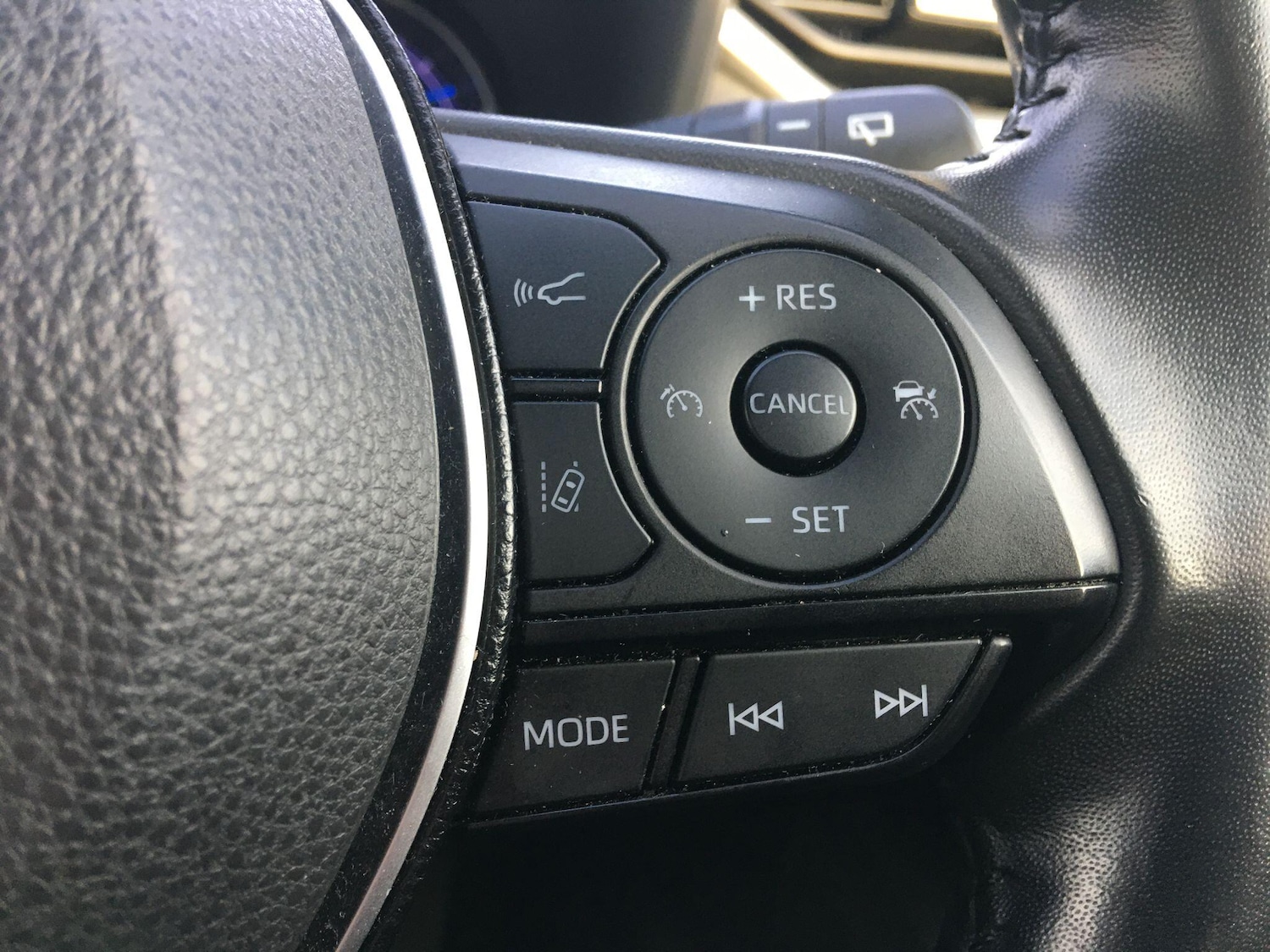 Used Toyota RAV4 2020 for sale - 77278878: Photo 38