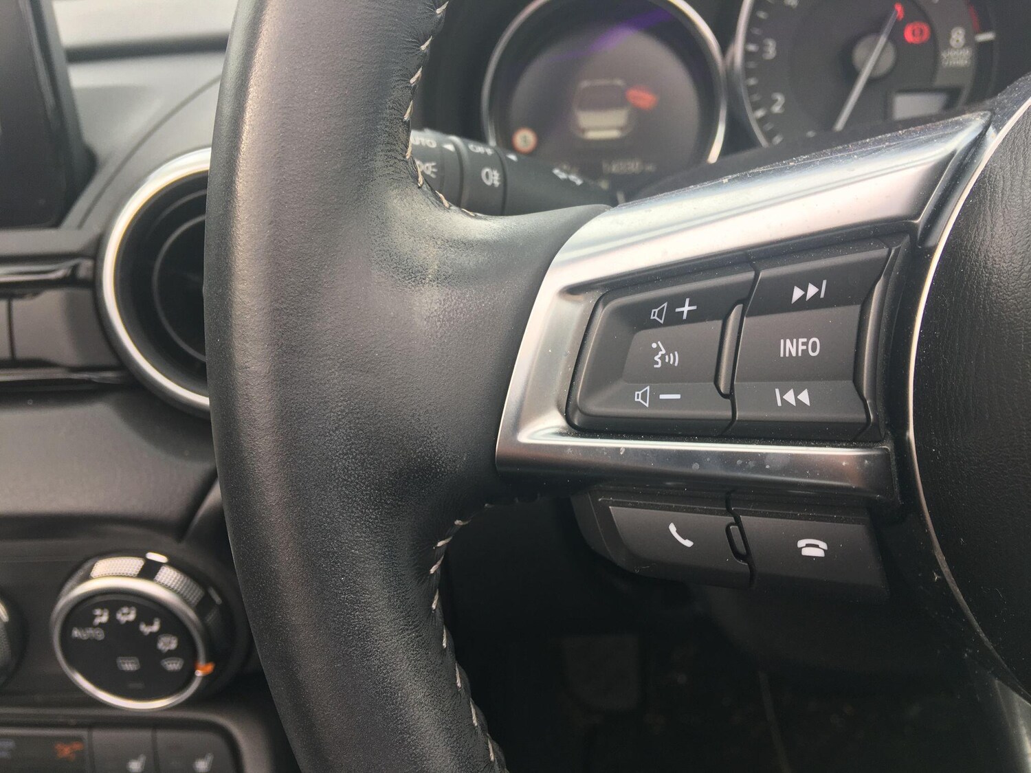 Used Mazda MX-5 2022 for sale - 76109156: Photo 26