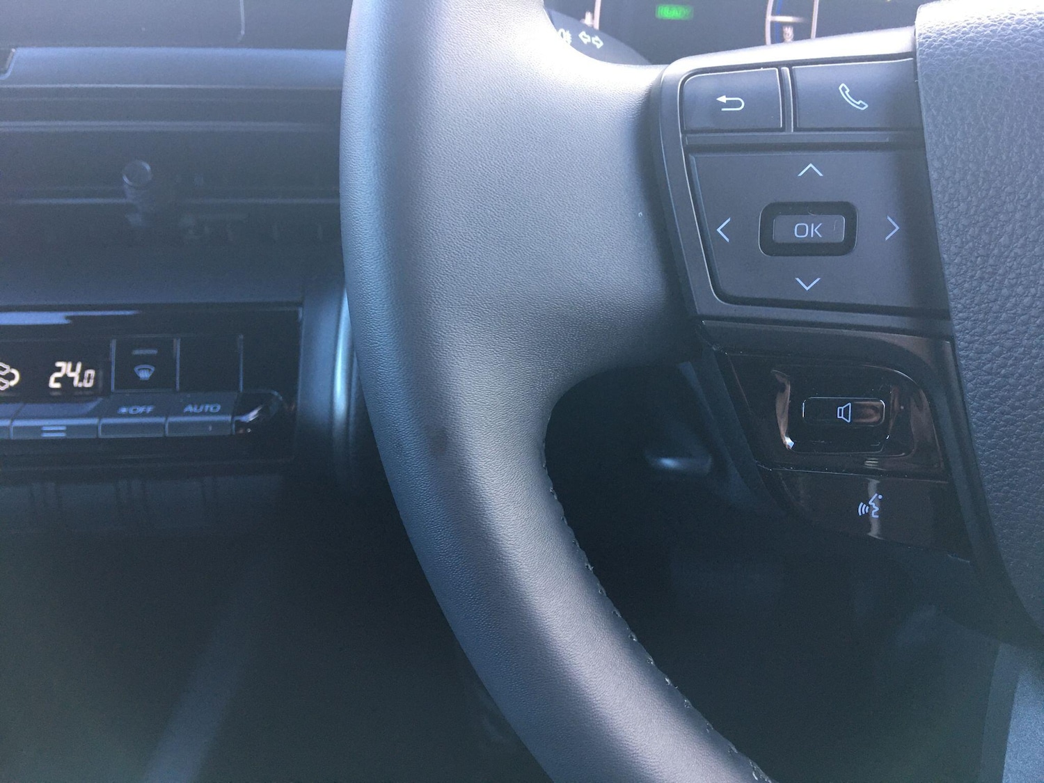 Used Toyota C-HR 2024 for sale - 78072774: Photo 31