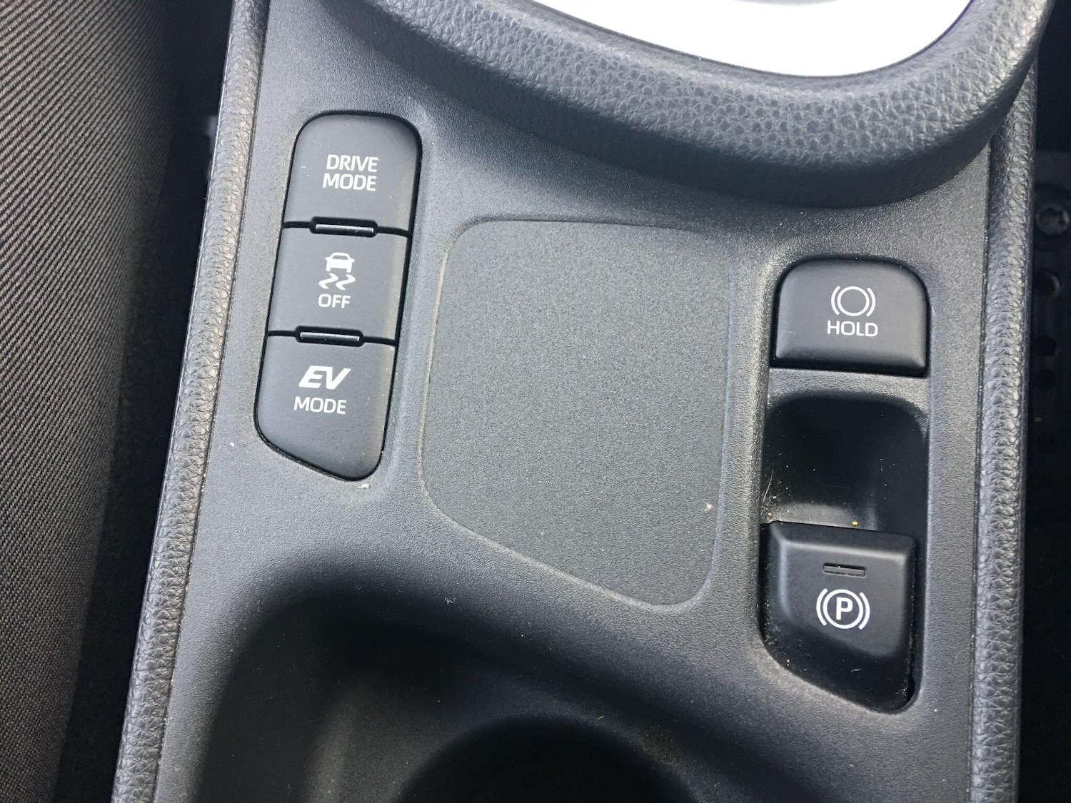 Used Toyota Yaris Cross 2024 for sale - 76913562: Photo 46