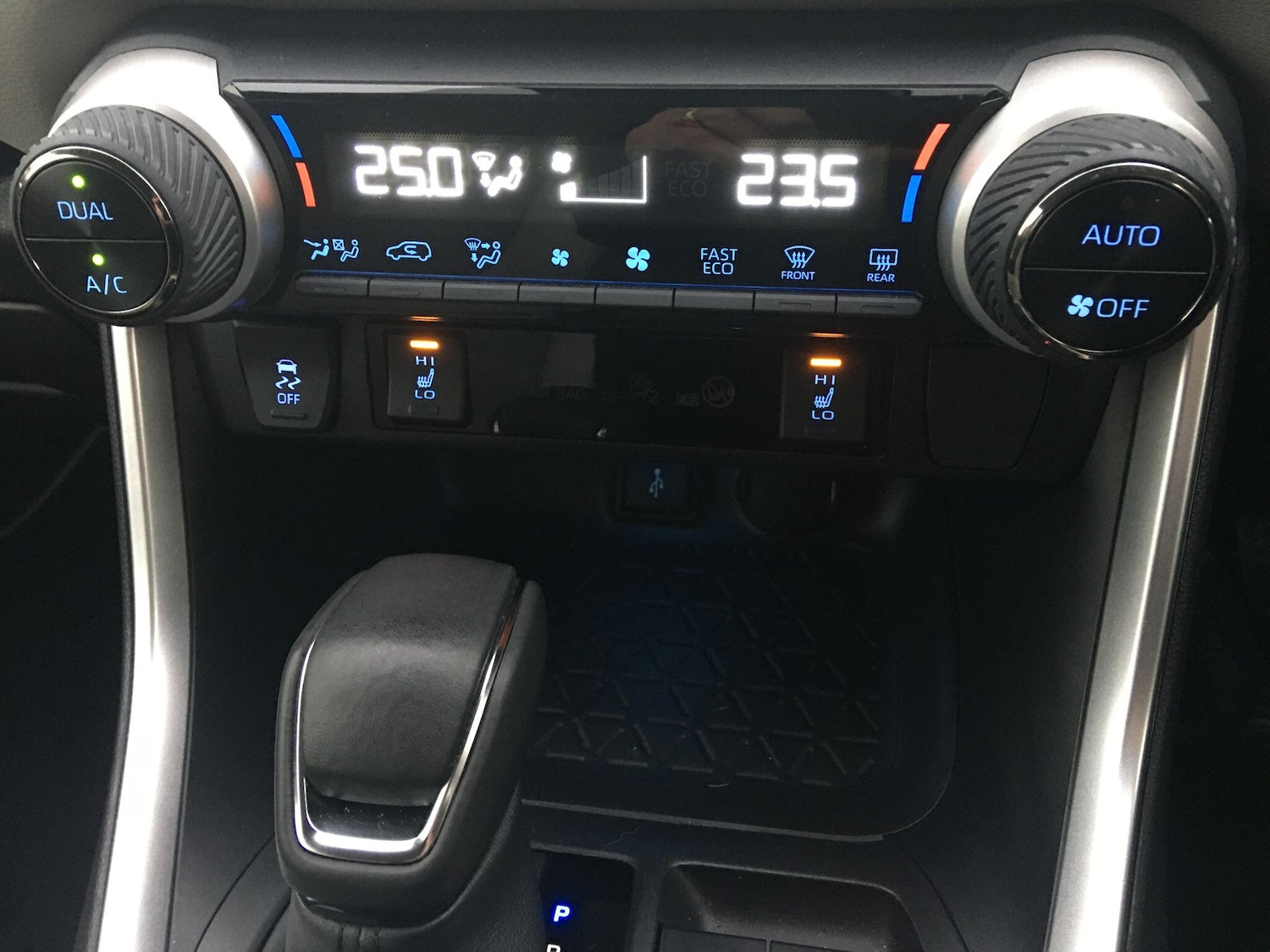 Used Toyota RAV4 2022 for sale - 77029890: Photo 53