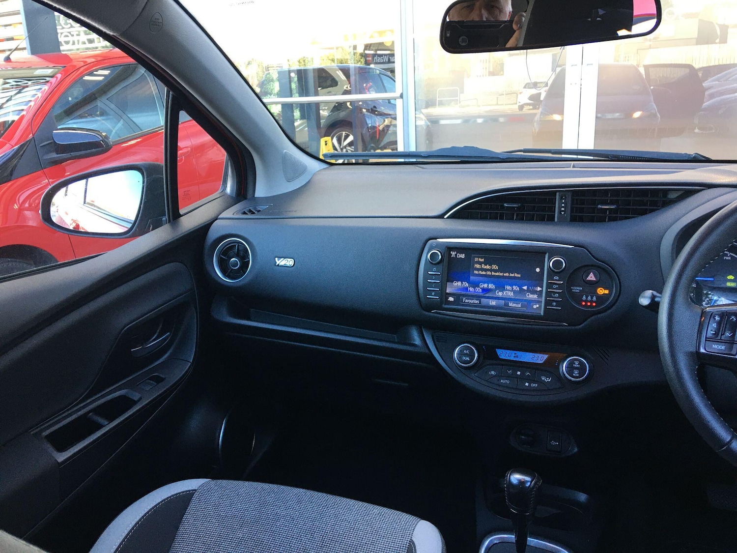 Used Toyota Yaris 2020 for sale - 76645661: Photo 17