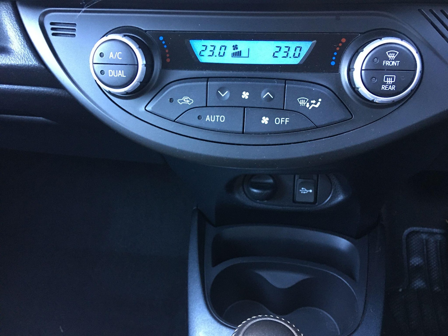 Used Toyota Yaris 2020 for sale - 76645661: Photo 21